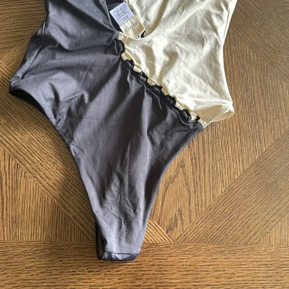 L*Space Solstice Btsy Cutout Colorblock One-Piece Swimsuit, X-Small, $220 - Picture 10 of 10